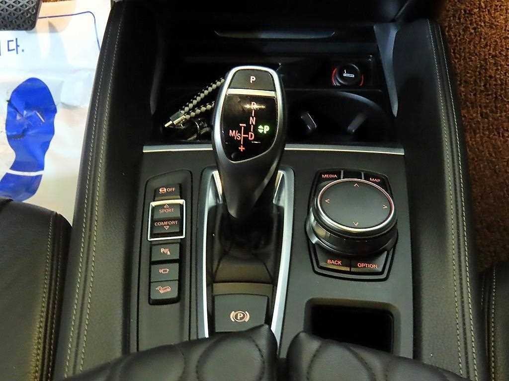 BMW X6 X6 (F16) xDrive 30d 이미지 12