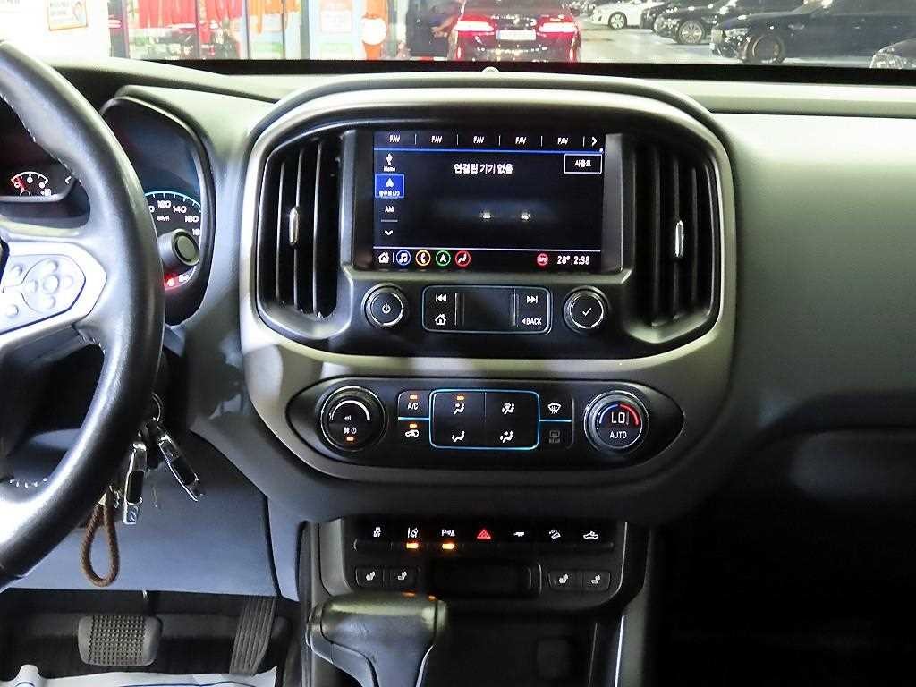 쉐보레 콜로라도 리얼 뉴 콜로라도 3.6 익스트림 4WD 이미지 11