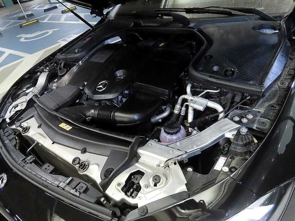 벤츠 CLS 클래스 CLS클래스 C257 CLS 300d 4MATIC 이미지 19
