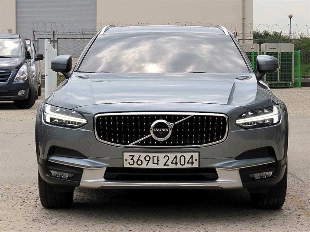 볼보 V90 V90 크로스컨트리 T5 프로 AWD 이미지 1