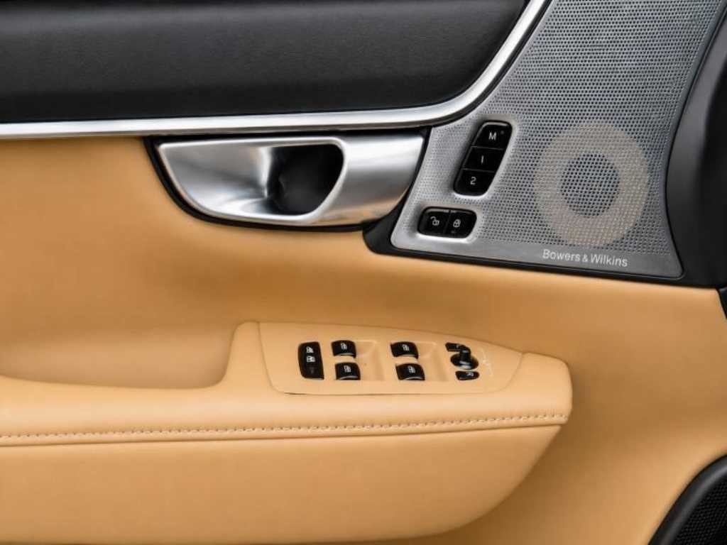 볼보 V90 V90 크로스컨트리 T5 프로 AWD 이미지 10