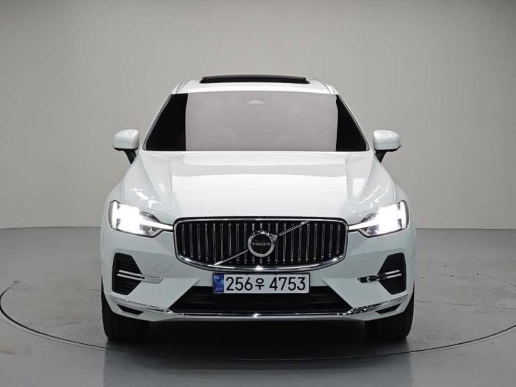 볼보 XC60 XC60(2세대) T8 AWD 울트라 브라이트 이미지 2