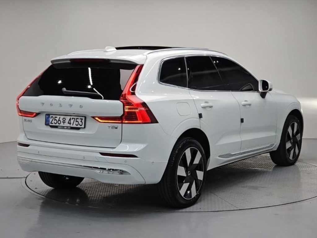 볼보 XC60 XC60(2세대) T8 AWD 울트라 브라이트 이미지 4