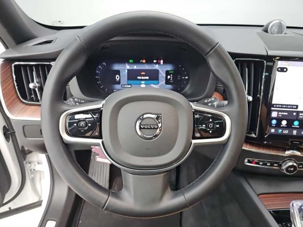 볼보 XC60 XC60(2세대) T8 AWD 울트라 브라이트 이미지 9