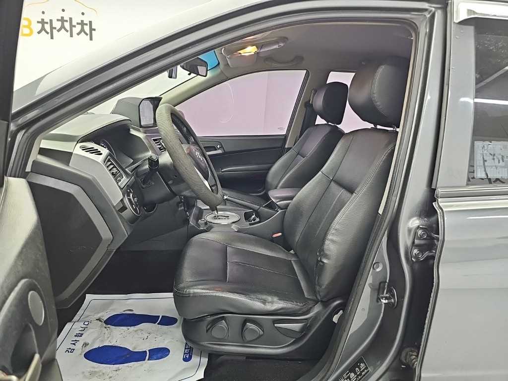 KG모빌리티(쌍용) 코란도 더뉴코란도스포츠 CX7(4WD) 클럽 이미지 11