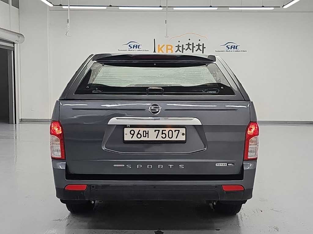KG모빌리티(쌍용) 코란도 더뉴코란도스포츠 CX7(4WD) 클럽 이미지 3