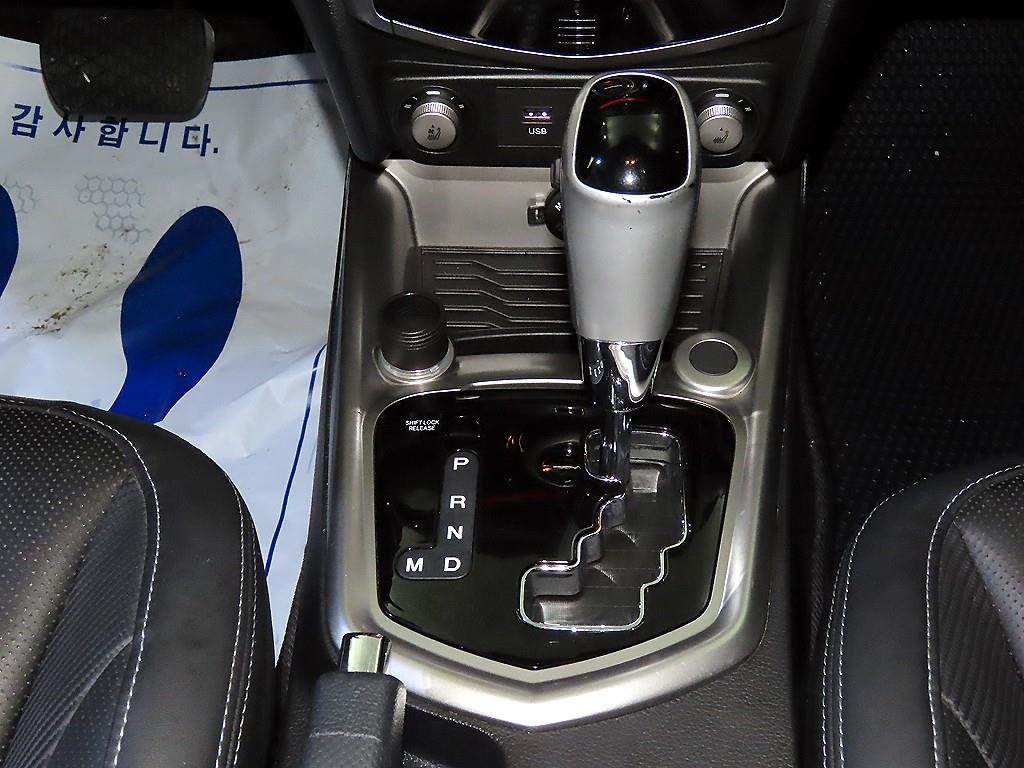 KG모빌리티(쌍용) 티볼리 가솔린 2WD 1.6 VX 이미지 12