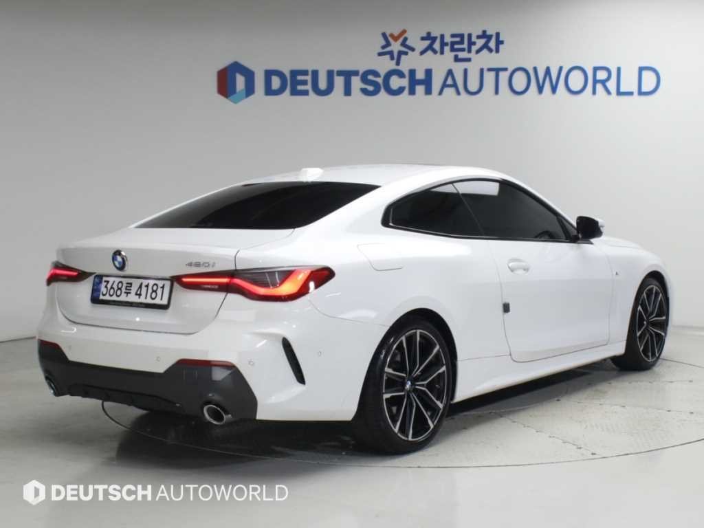 BMW 4시리즈 4시리즈 (G22) 420i 쿠페 M 스포츠 이미지 3