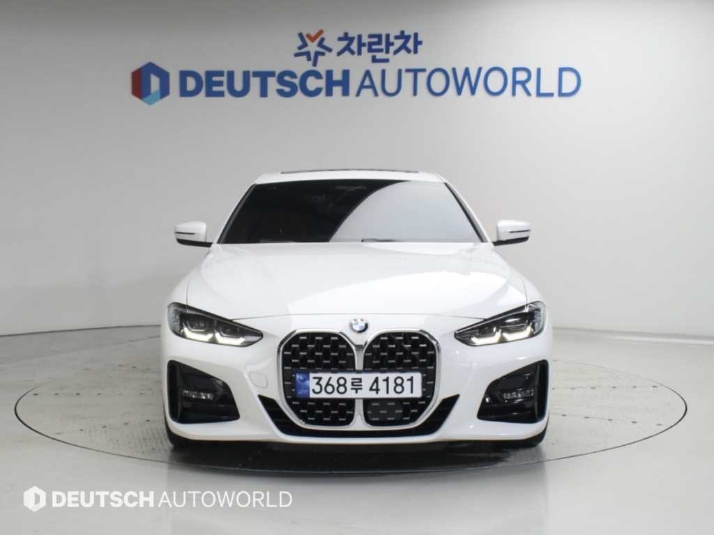 BMW 4시리즈 4시리즈 (G22) 420i 쿠페 M 스포츠 이미지 4