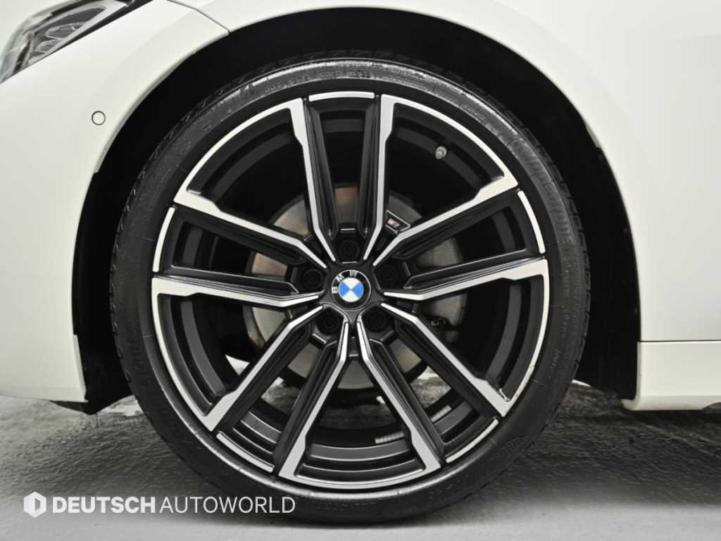 BMW 4시리즈 4시리즈 (G22) 420i 쿠페 M 스포츠 이미지 6