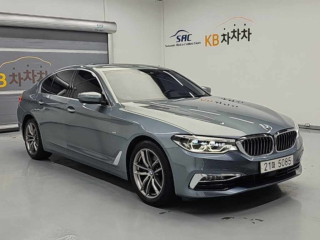 BMW 5시리즈 5시리즈 (G30) 520d 럭셔리 스페셜 에디션 이미지 5