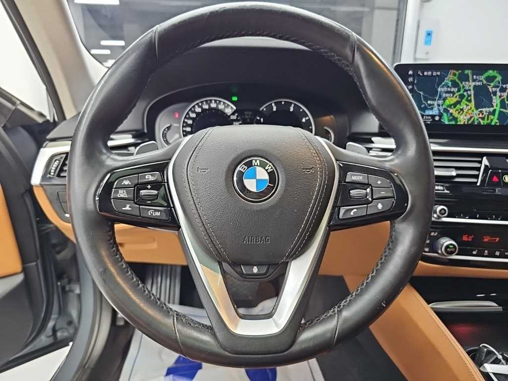 BMW 5시리즈 5시리즈 (G30) 520d 럭셔리 스페셜 에디션 이미지 9