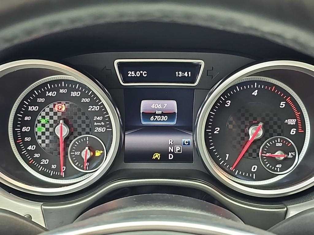 벤츠 GLE 클래스 GLE 클래스 W166 GLE 350 d 4MATIC 쿠페 이미지 7