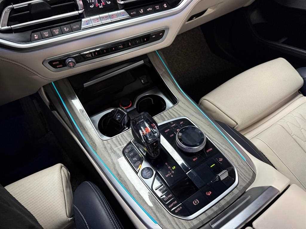 BMW X7 X7 (G07) xDrive 30d 디자인 퓨어 엑셀런스 6인승 이미지 14