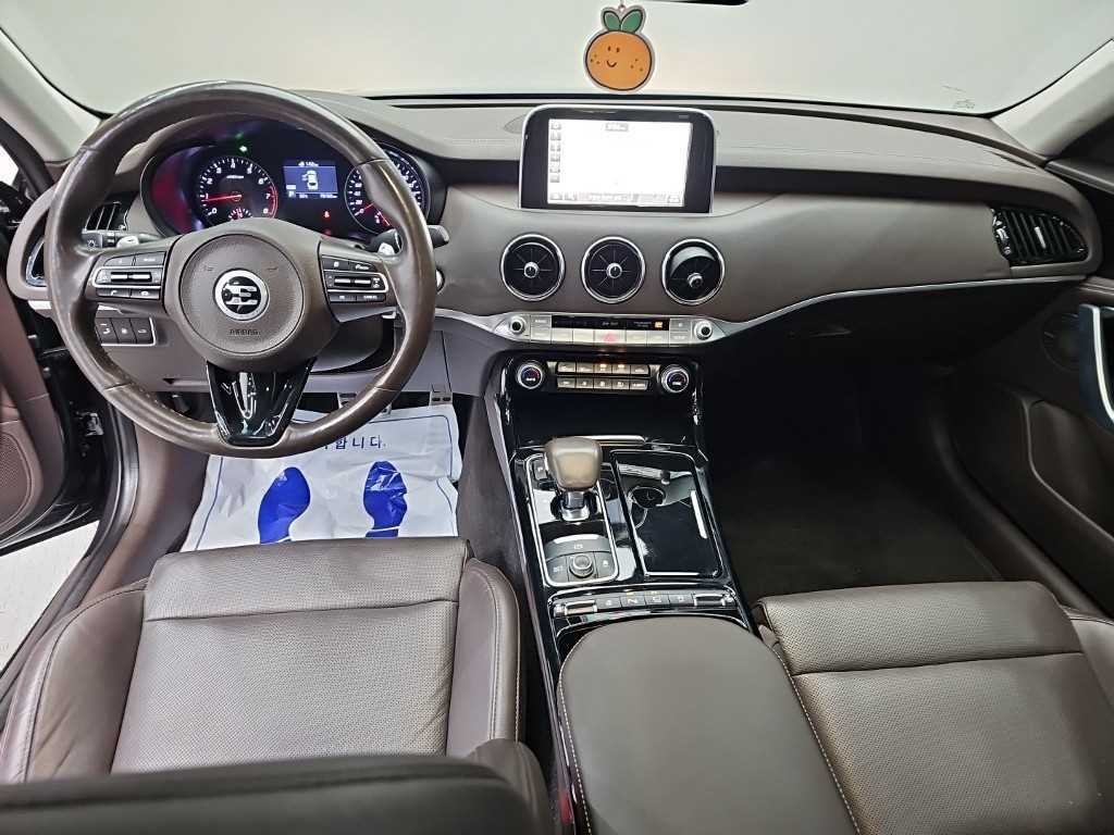 기아 스팅어 가솔린 2.0 터보 2WD 플래티넘 이미지 7