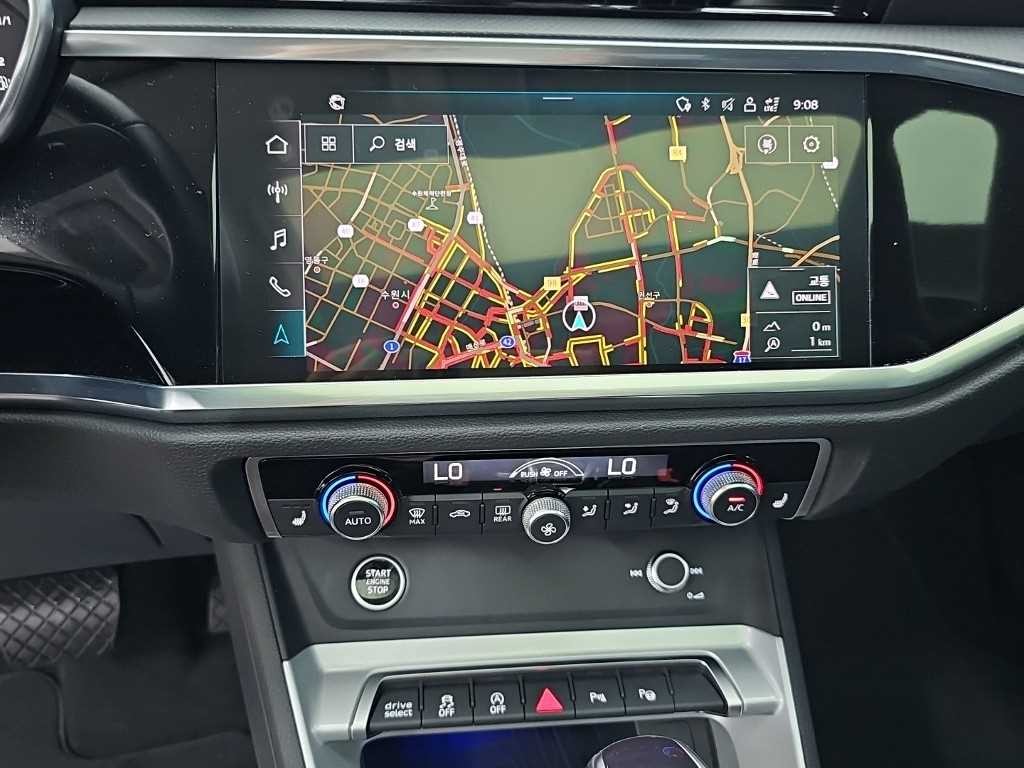 아우디 Q3 Q3 (F3) 40 TFSI 스포트백 콰트로 이미지 11