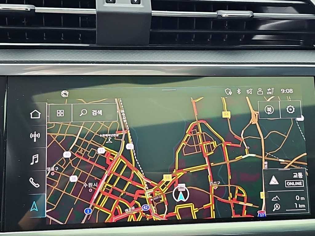 아우디 Q3 Q3 (F3) 40 TFSI 스포트백 콰트로 이미지 16