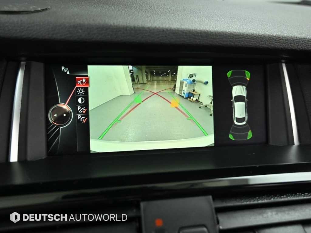 BMW X4 X4 (F26) xDrive 20d 이미지 15