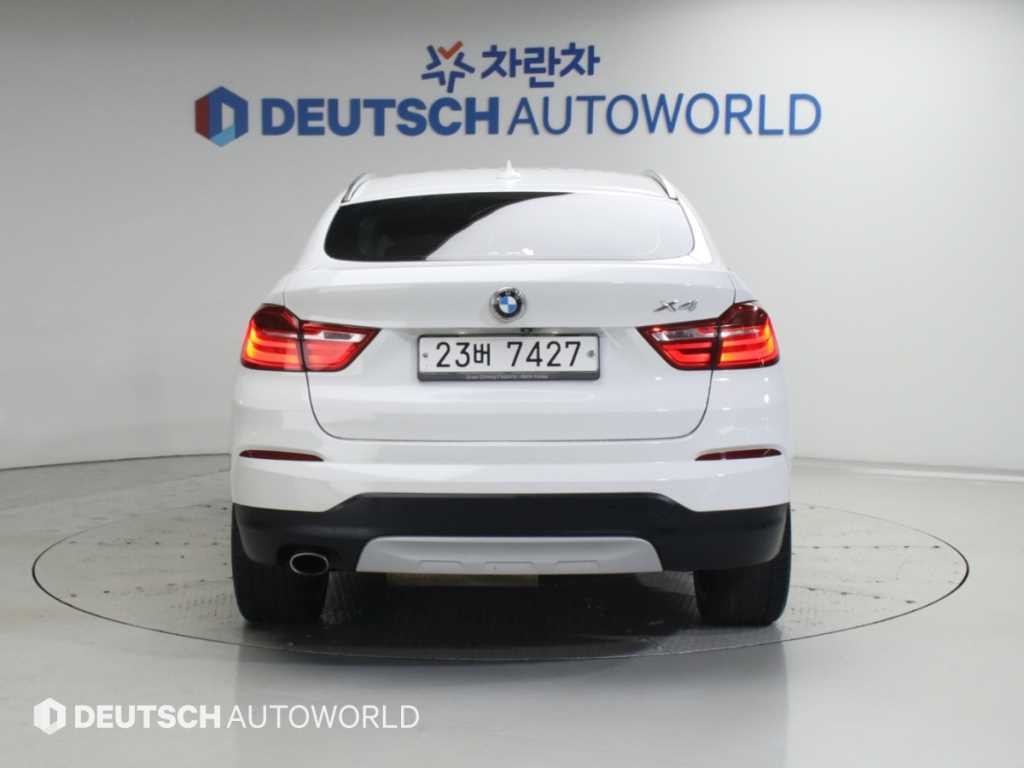BMW X4 X4 (F26) xDrive 20d 이미지 4
