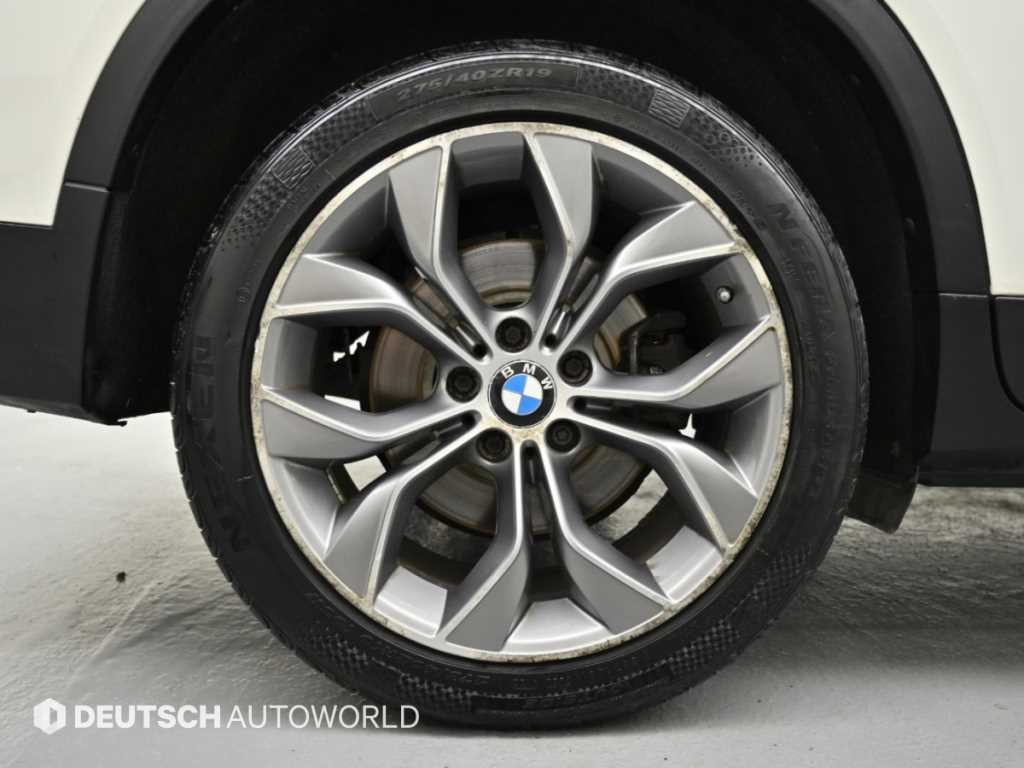 BMW X4 X4 (F26) xDrive 20d 이미지 5
