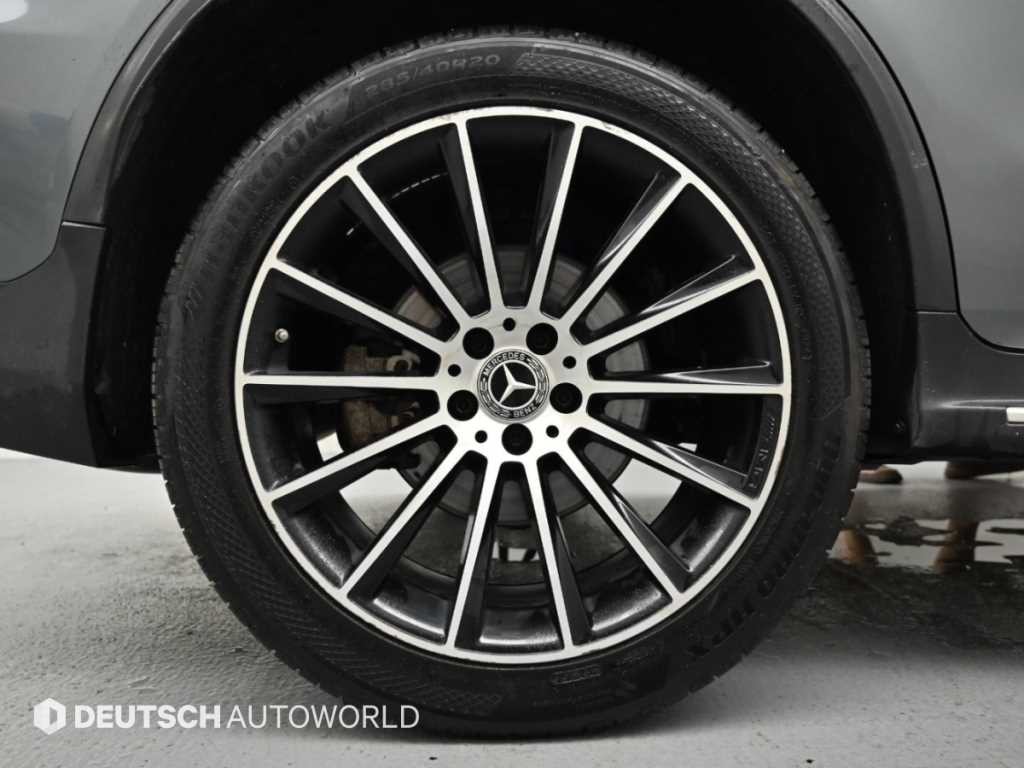 벤츠 GLC 클래스 GLC클래스 X253 GLC 220 d 4MATIC 프리미엄 쿠페 이미지 5