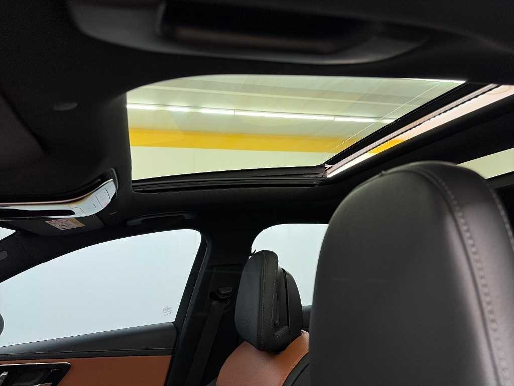 벤츠 C 클래스 C클래스 W206 C300 AMG 라인 이미지 14