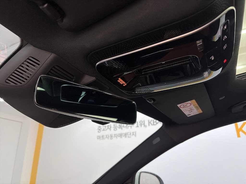 벤츠 C 클래스 C클래스 W206 C300 AMG 라인 이미지 19