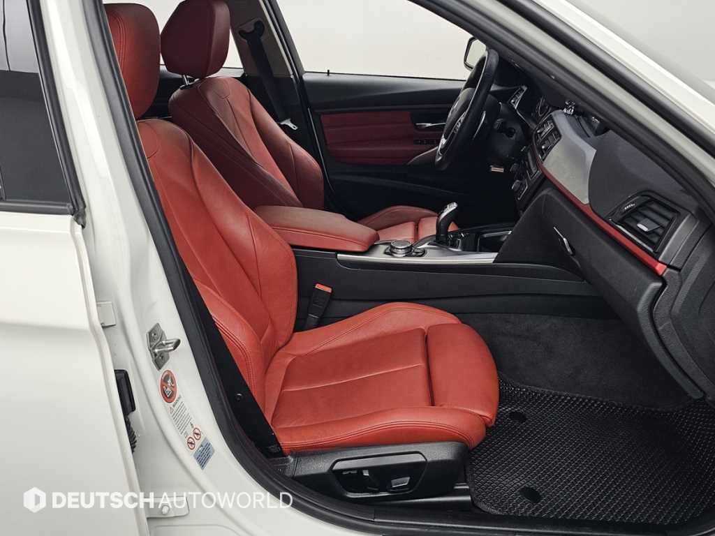 BMW 3시리즈 3시리즈 (F30) 328i 스포츠 이미지 10