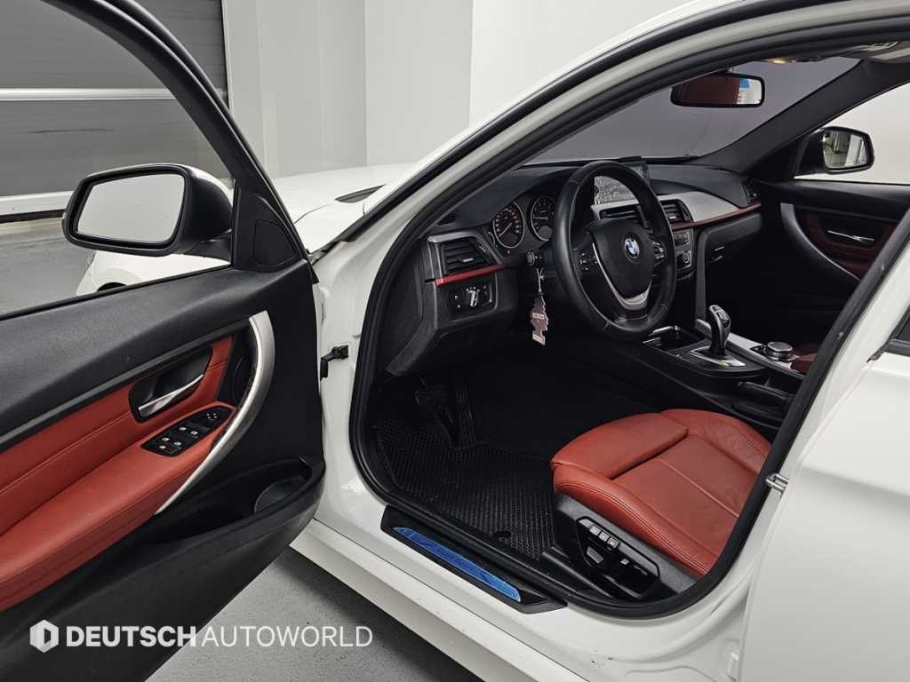 BMW 3시리즈 3시리즈 (F30) 328i 스포츠 이미지 11
