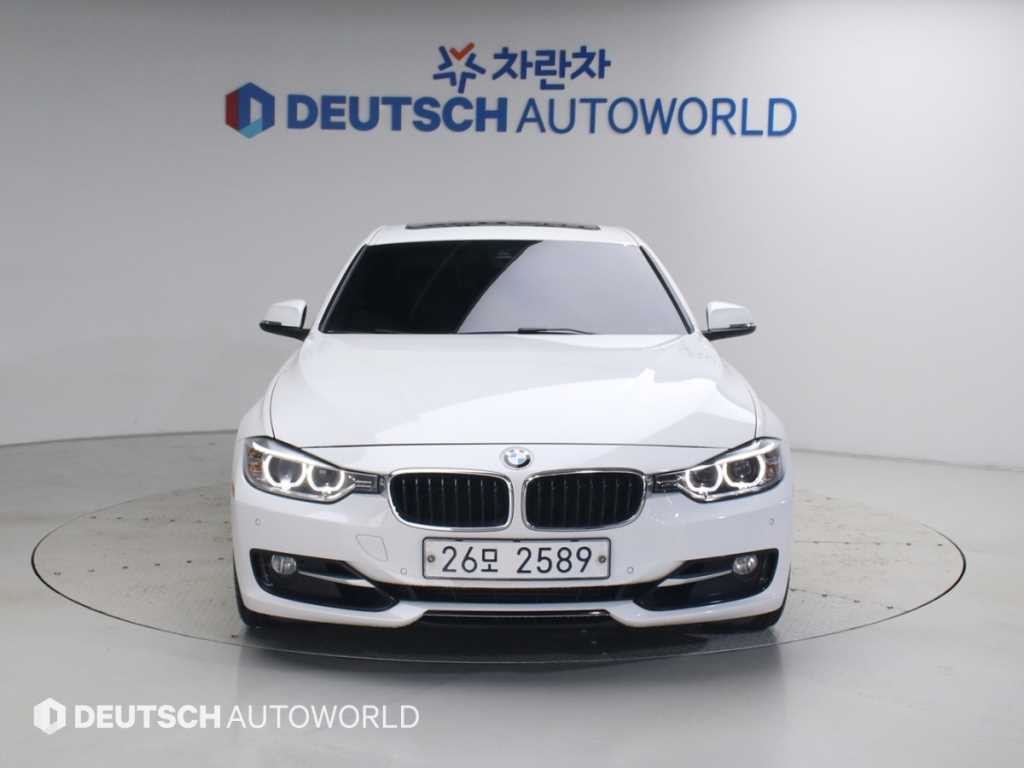 BMW 3시리즈 3시리즈 (F30) 328i 스포츠 이미지 3