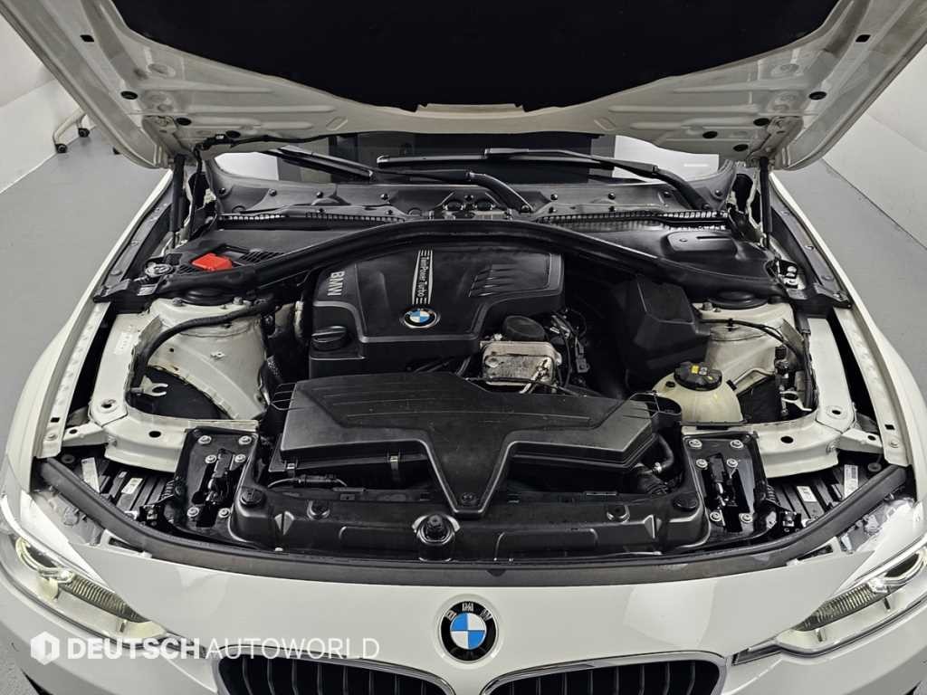 BMW 3시리즈 3시리즈 (F30) 328i 스포츠 이미지 6
