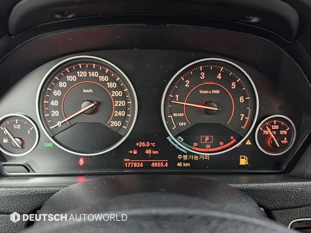 BMW 3시리즈 3시리즈 (F30) 328i 스포츠 이미지 8