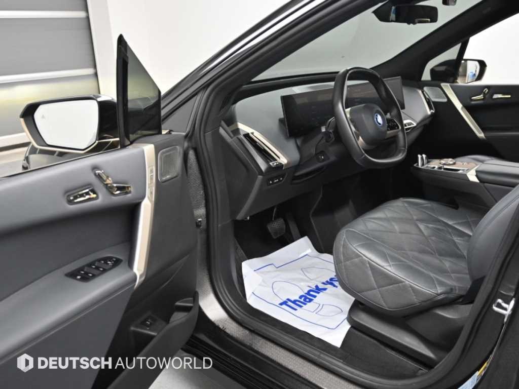 BMW iX xDrive 40 퍼스트 에디션 이미지 11