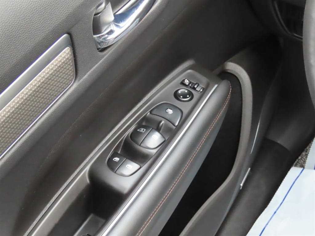 르노코리아(삼성) QM6 더뉴QM6 가솔린 2.0 GDe 프리미에르 2WD 이미지 13