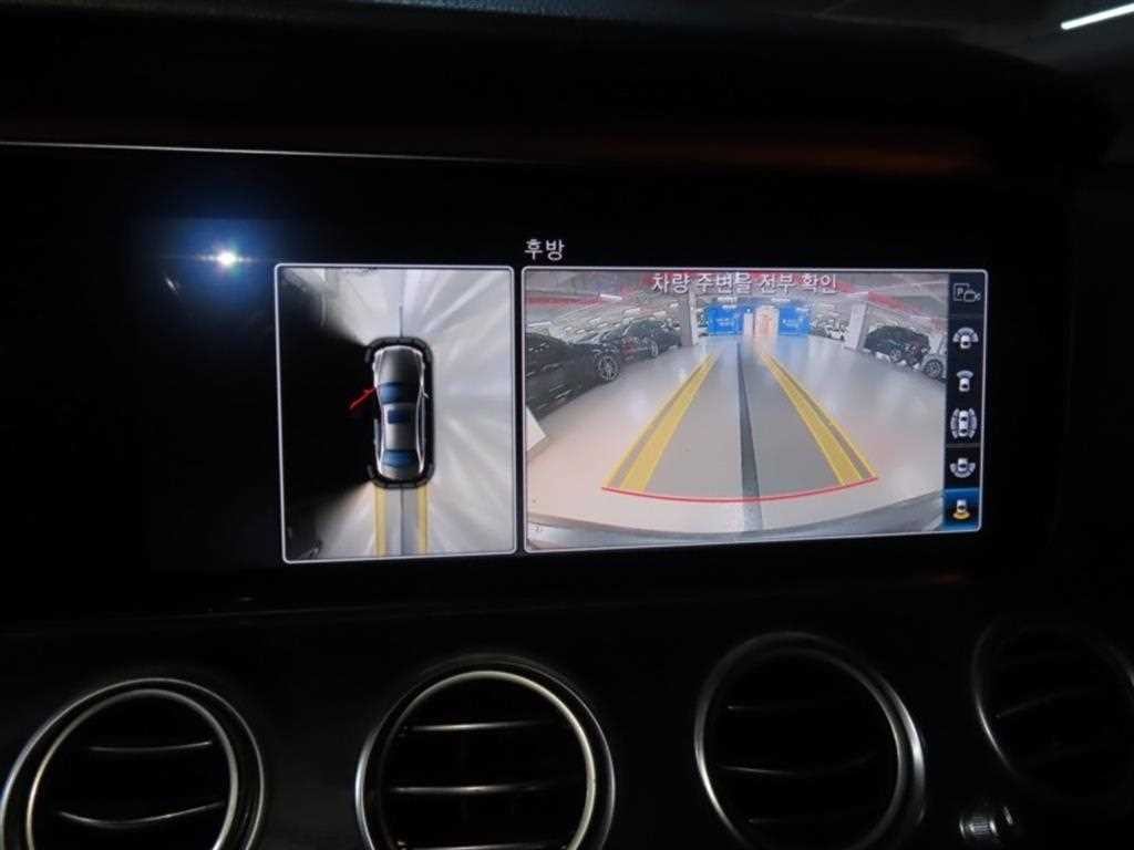 벤츠 E 클래스 E-클래스 W213 E300 4MATIC 아방가르드 이미지 9