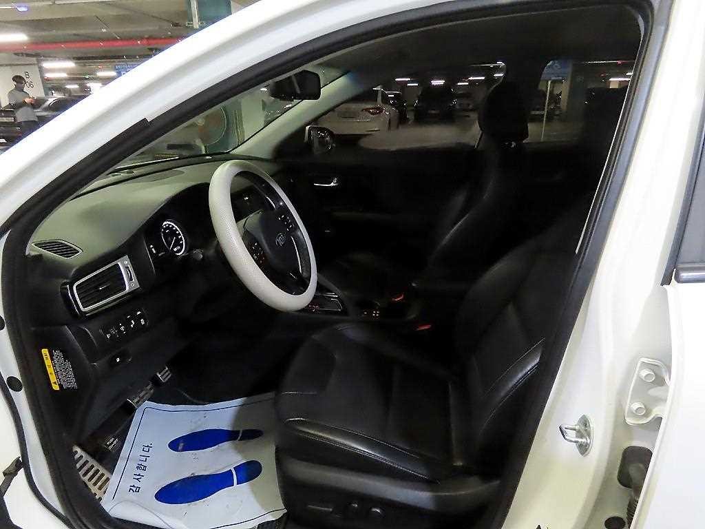 기아 니로 니로 PHEV 1.6 GDI 노블래스 이미지 6