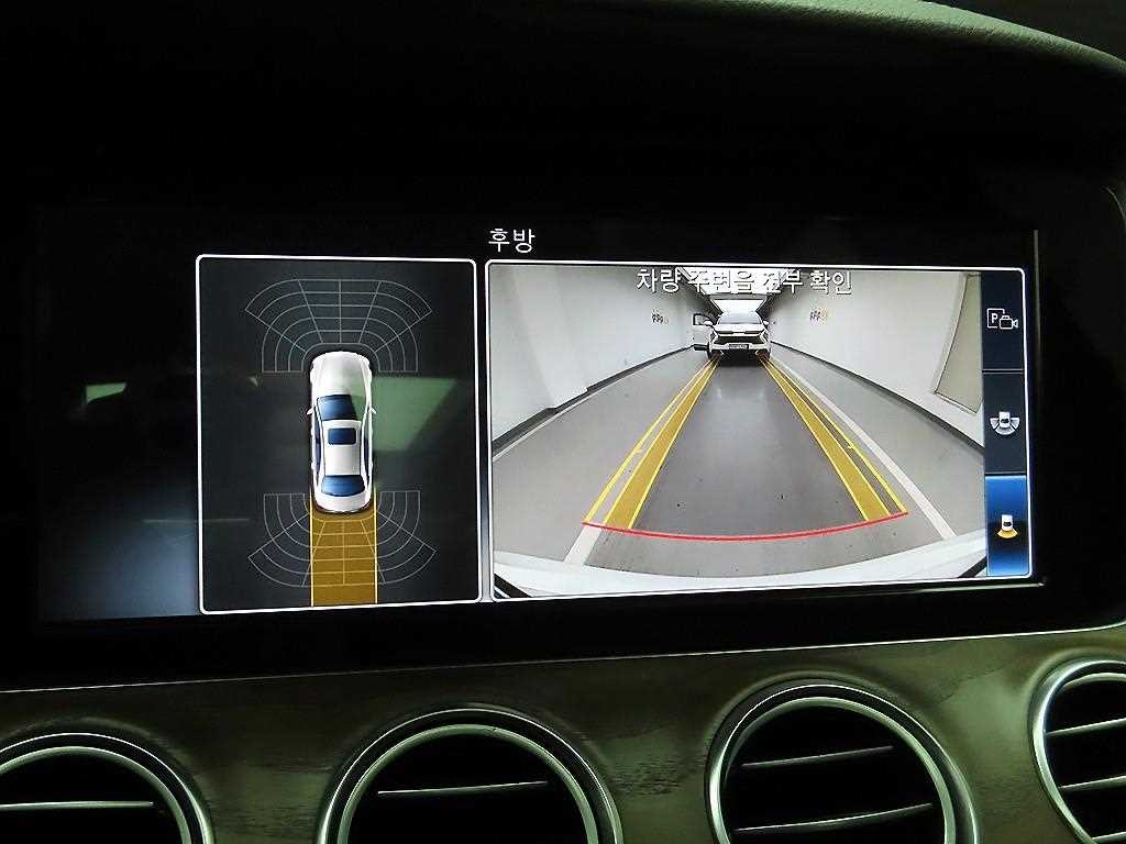 벤츠 E 클래스 E-클래스 W213 E220d 익스클루시브 이미지 15