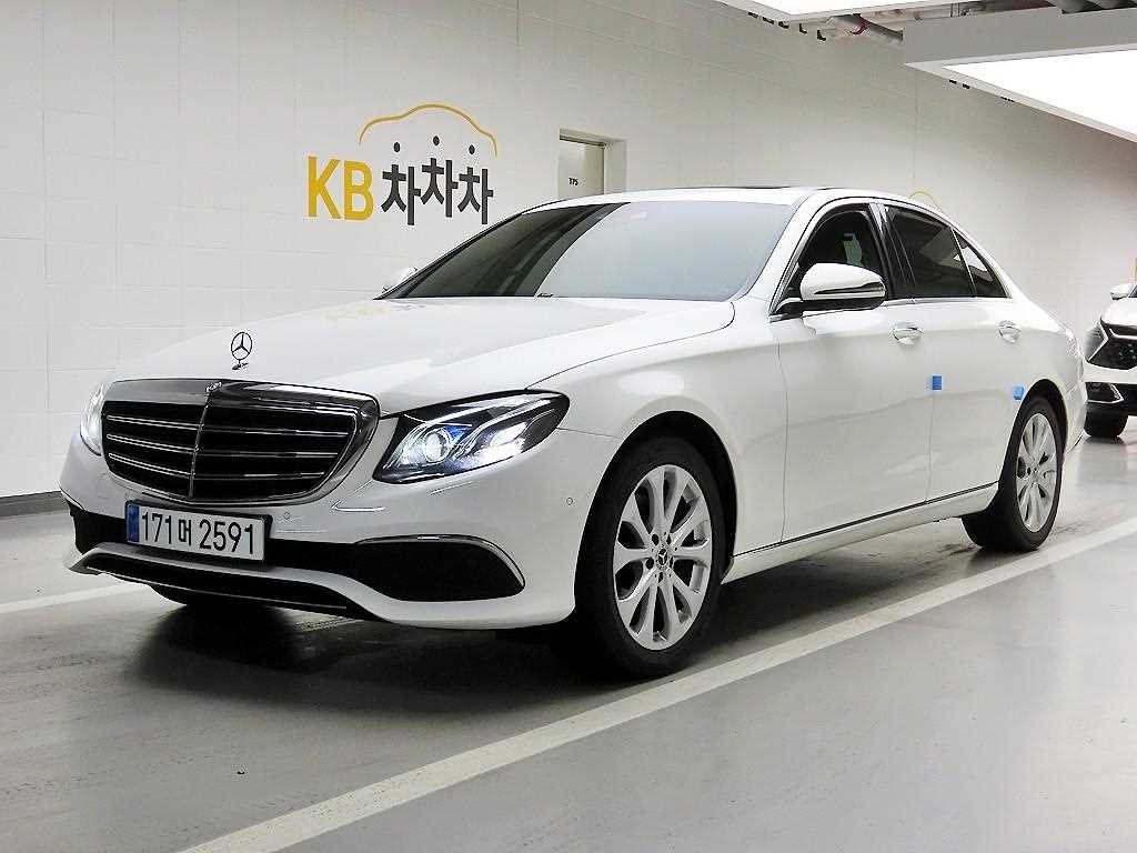 벤츠 E 클래스 E-클래스 W213 E220d 익스클루시브 이미지 2