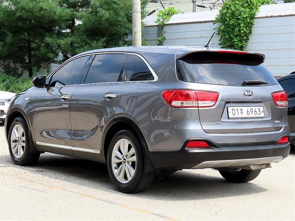 기아 쏘렌토 올 뉴 쏘렌토 디젤 2WD 2.0 럭셔리 이미지 3