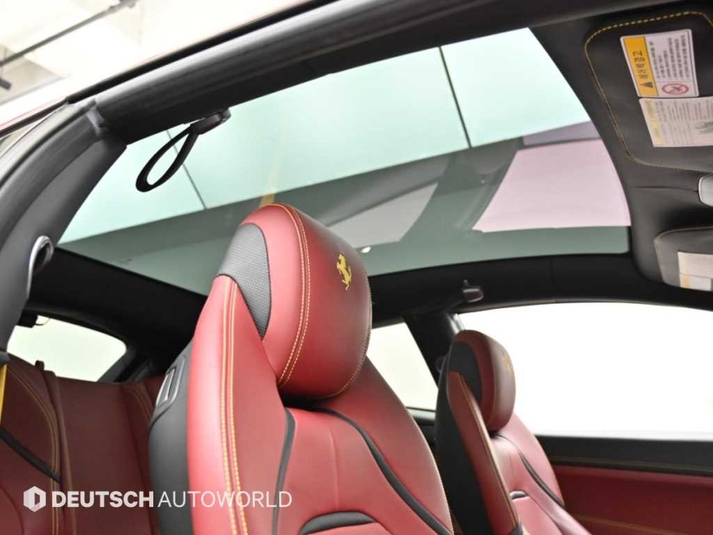 페라리 GTC4 루쏘 T3.9 V8 이미지 18