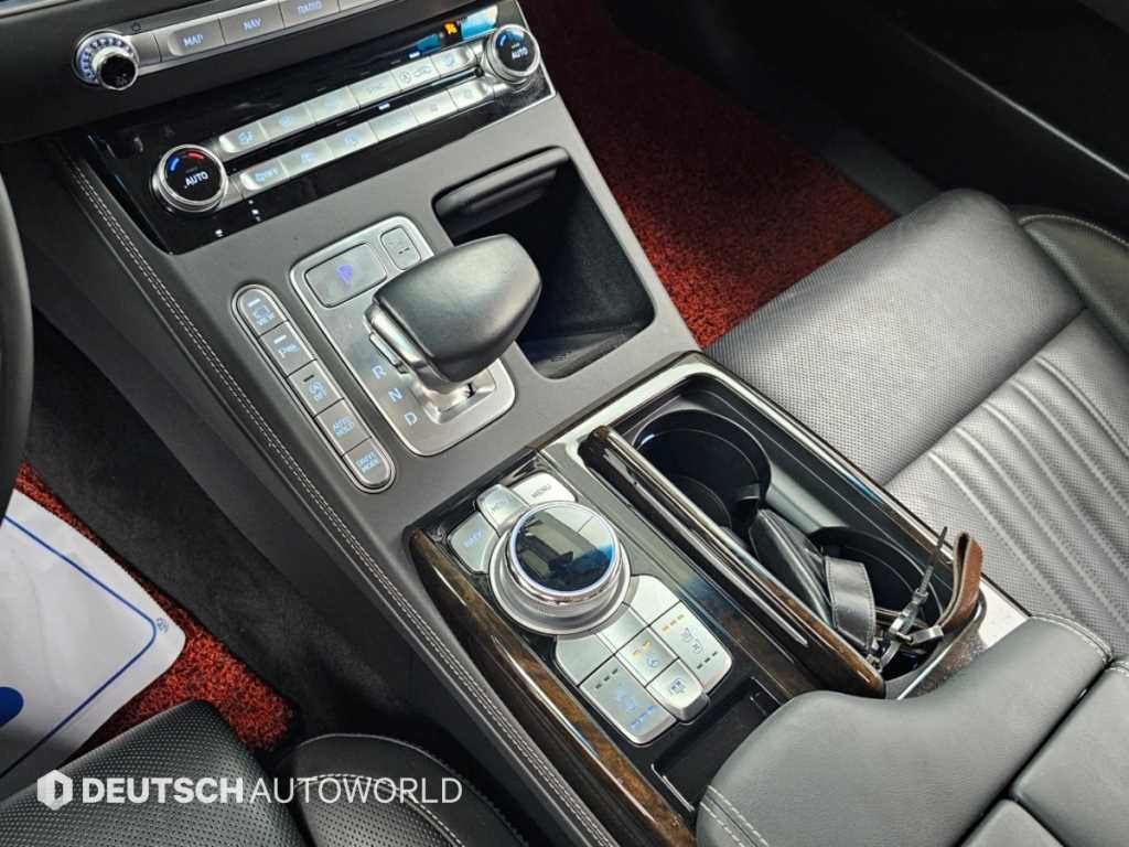 제네시스 G90 3.8 GDI AWD 프리미엄 럭셔리 이미지 9