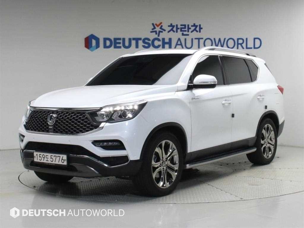 KG모빌리티(쌍용) 렉스턴 G4렉스턴 디젤 2.2 4WD 화이트 에디션 이미지 1