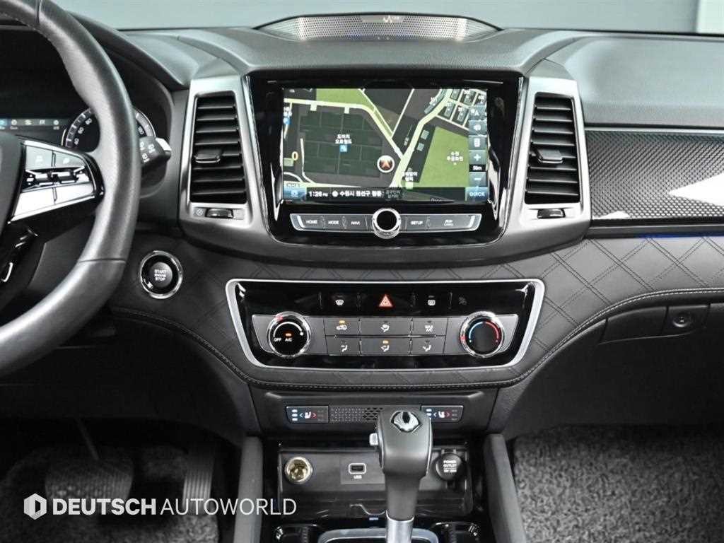 KG모빌리티(쌍용) 렉스턴 G4렉스턴 디젤 2.2 4WD 화이트 에디션 이미지 14