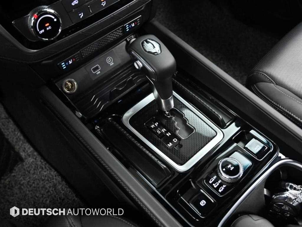 KG모빌리티(쌍용) 렉스턴 G4렉스턴 디젤 2.2 4WD 화이트 에디션 이미지 9