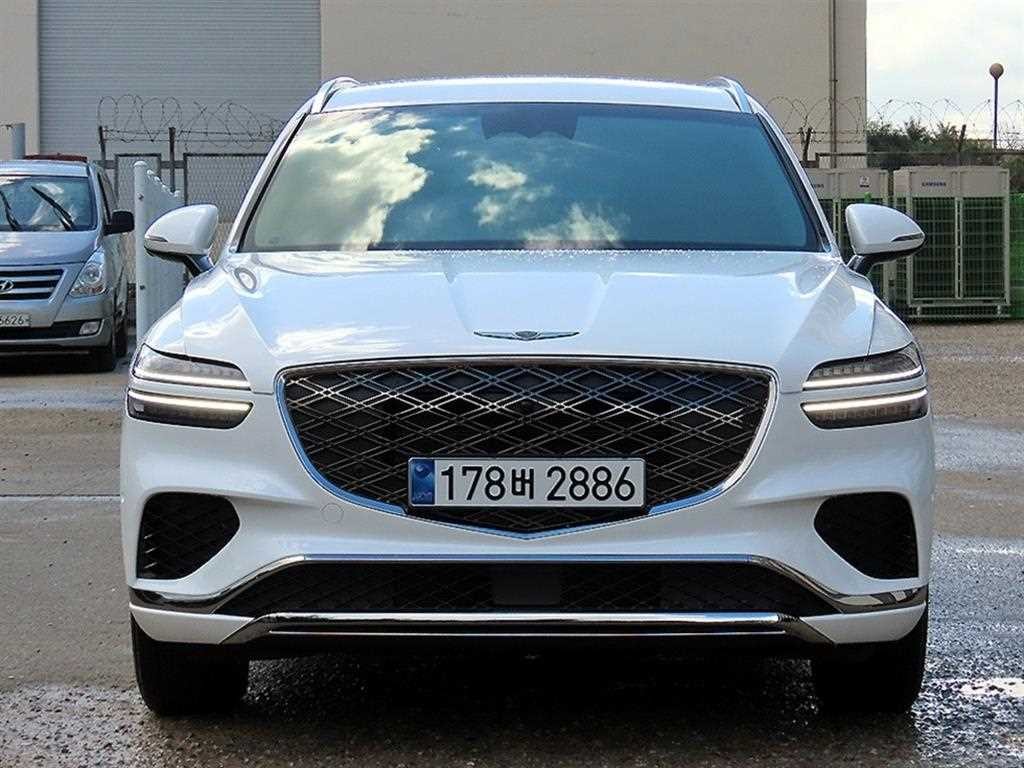 제네시스 GV70 2.5T 가솔린 AWD 기본형 이미지 2