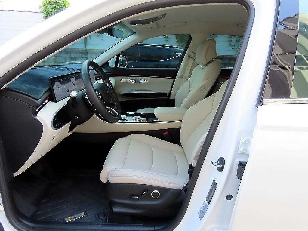 제네시스 GV70 2.5T 가솔린 AWD 기본형 이미지 5