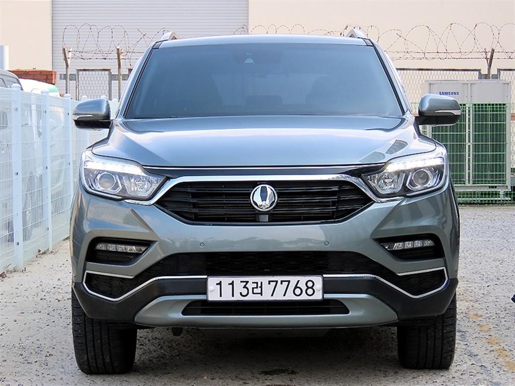 KG모빌리티(쌍용) 렉스턴 G4렉스턴 디젤 2.2 4WD 럭셔리 이미지 1