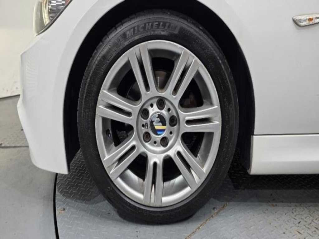BMW 3시리즈 3시리즈 (E90) 320i 세단 M 스포츠 이미지 5