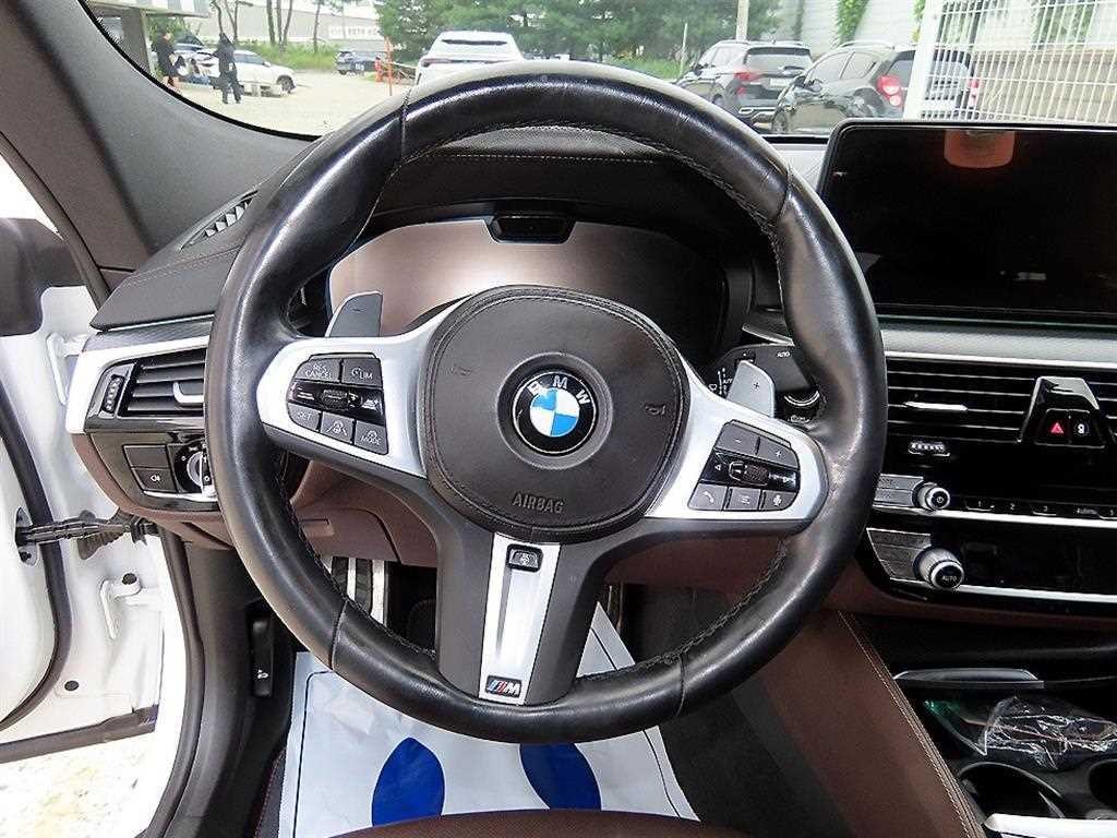 BMW 그란투리스모 6시리즈 GT (G32) 620d M 스포츠 이미지 8