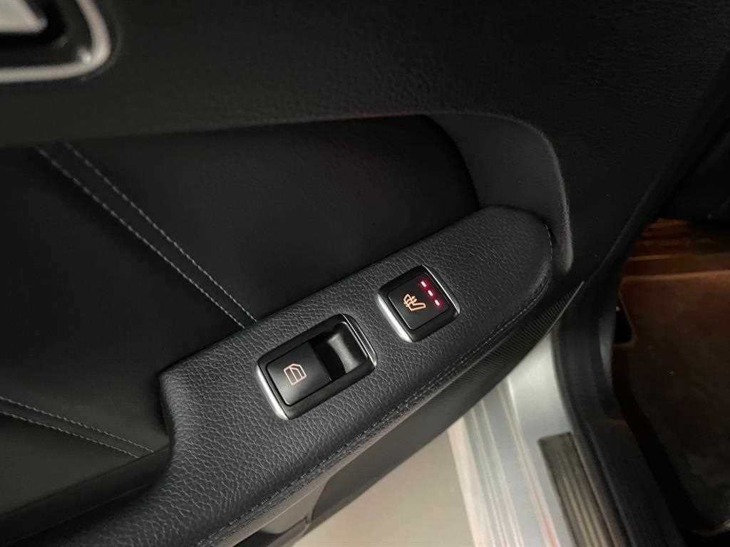 벤츠 E 클래스 E-클래스 W212 E350 4MATIC 이미지 15